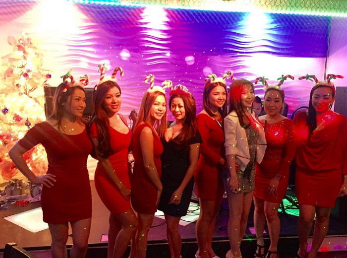 ocean blue restaurant & lounge orange county california